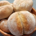 Domowe bułki wrocławskie